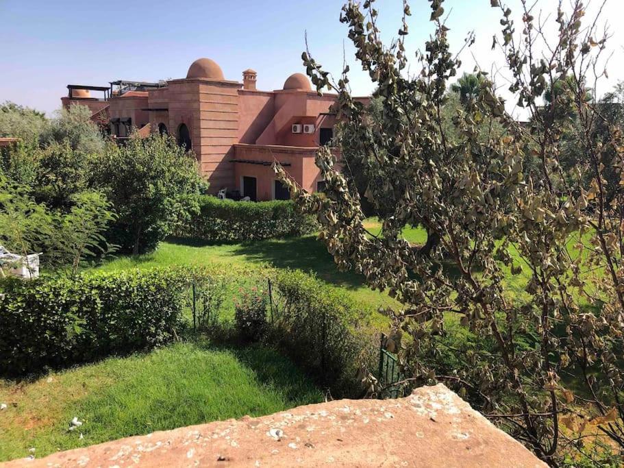 Dans Avec Golf, Piscine Appartement *